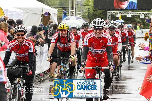 FL – A2 TEAMS –FINISH LINE – 1 –  FRIENDS OF SOUTHRIDGE –  RTCCVA – Sombilon Photography-27-WEB