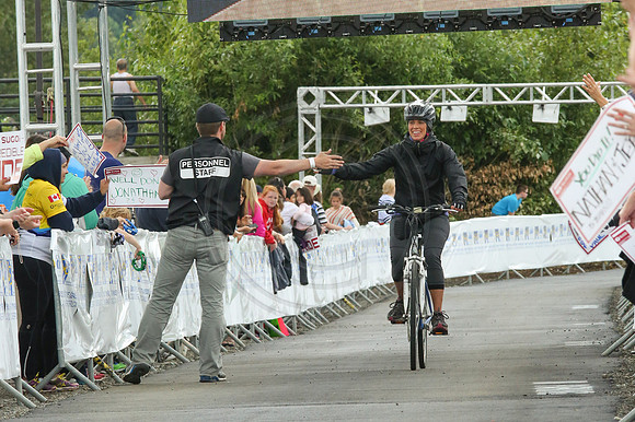 FL – A1 RIDERS - FINISH LINE – 3 – RTCCVA – Sombilon Photography-19