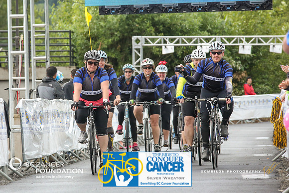 FL – A2 TEAMS –FINISH LINE – 2 –  TEAM TOUR De Cure –  RTCCVA – Sombilon Photography-4-WEB