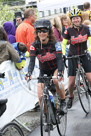 FL – A2 TEAMS –FINISH LINE – 1 –  Headliners CYCLING –  RTCCVA – Sombilon Photography-6