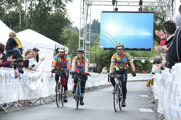 FL – A2 TEAMS –FINISH LINE – 3 –  WHEELS 2 HEALS –  RTCCVA – Sombilon Photography-2