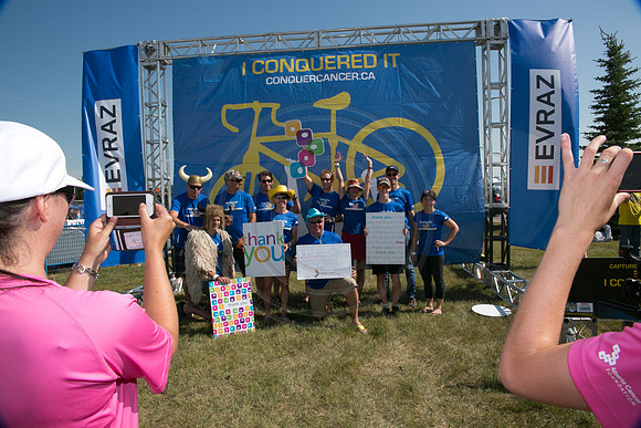 i Conquer backdrop - Tom Baker Cancer Conqerors - RTCCAB  – Sombilon Photography-_