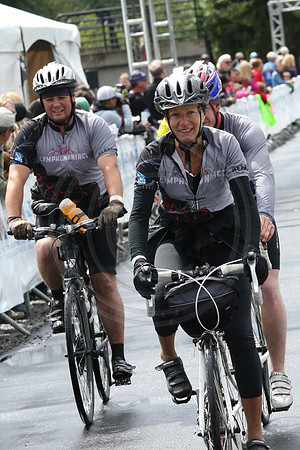 FL – A2 TEAMS –FINISH LINE – 3 –  LYMPHOMANIACS –  RTCCVA – Sombilon Photography-4