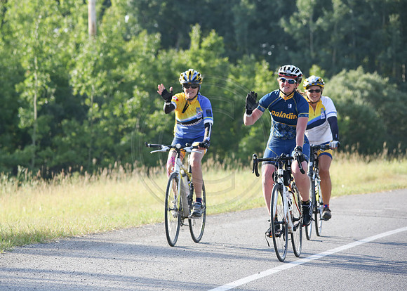 Route 3 Yellow Jerseys - RTCCAB  – Sombilon Photography-283