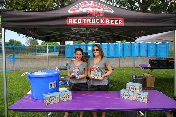 2 SPONSORS - CHVA  – Sombilon Photography-11