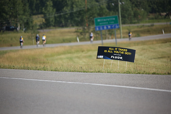 1 SPONSOR SIGNS ON ROUTE - RTCCAB  – Sombilon Photography-19