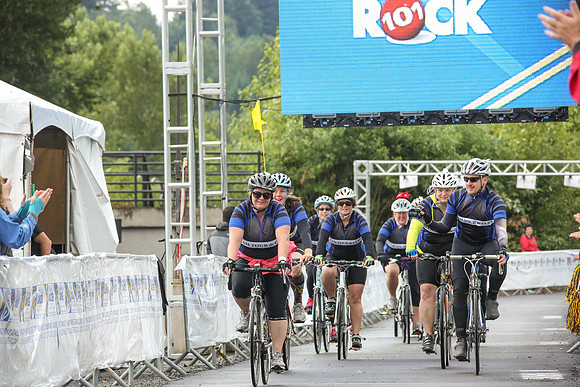FL – A2 TEAMS –FINISH LINE – 2 –  TEAM TOUR De Cure –  RTCCVA – Sombilon Photography-5