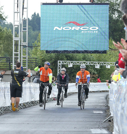 FL – A2 TEAMS –FINISH LINE – 1 - MISC2 –  RTCCVA – Sombilon Photography-2