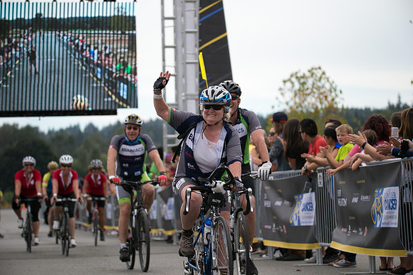 FINISH LINE - TheRideBC Sombilon Photography