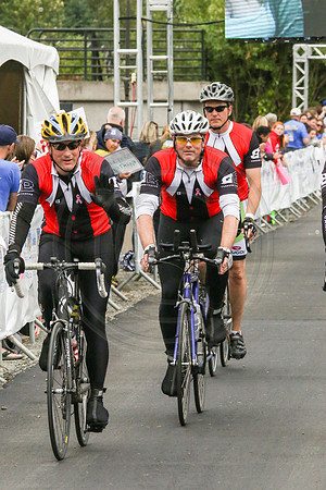 FL – A2 TEAMS –FINISH LINE – 1 –BB CONQUER CANCER –  RTCCVA – Sombilon Photography-12