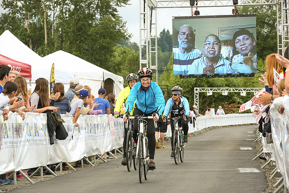 FL – A1 RIDERS - FINISH LINE – 5a – RTCCVA – Sombilon Photography-105